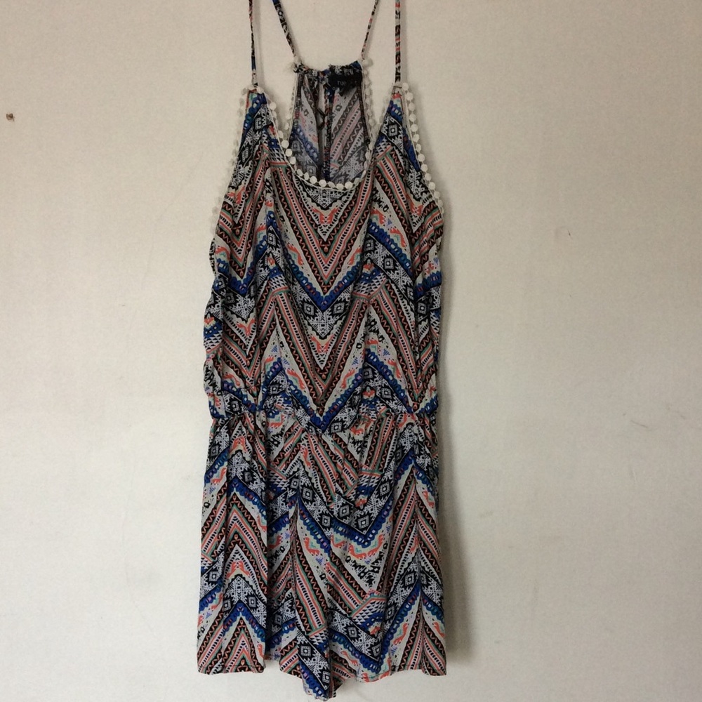 🌺Romper women’s Size Small🌺